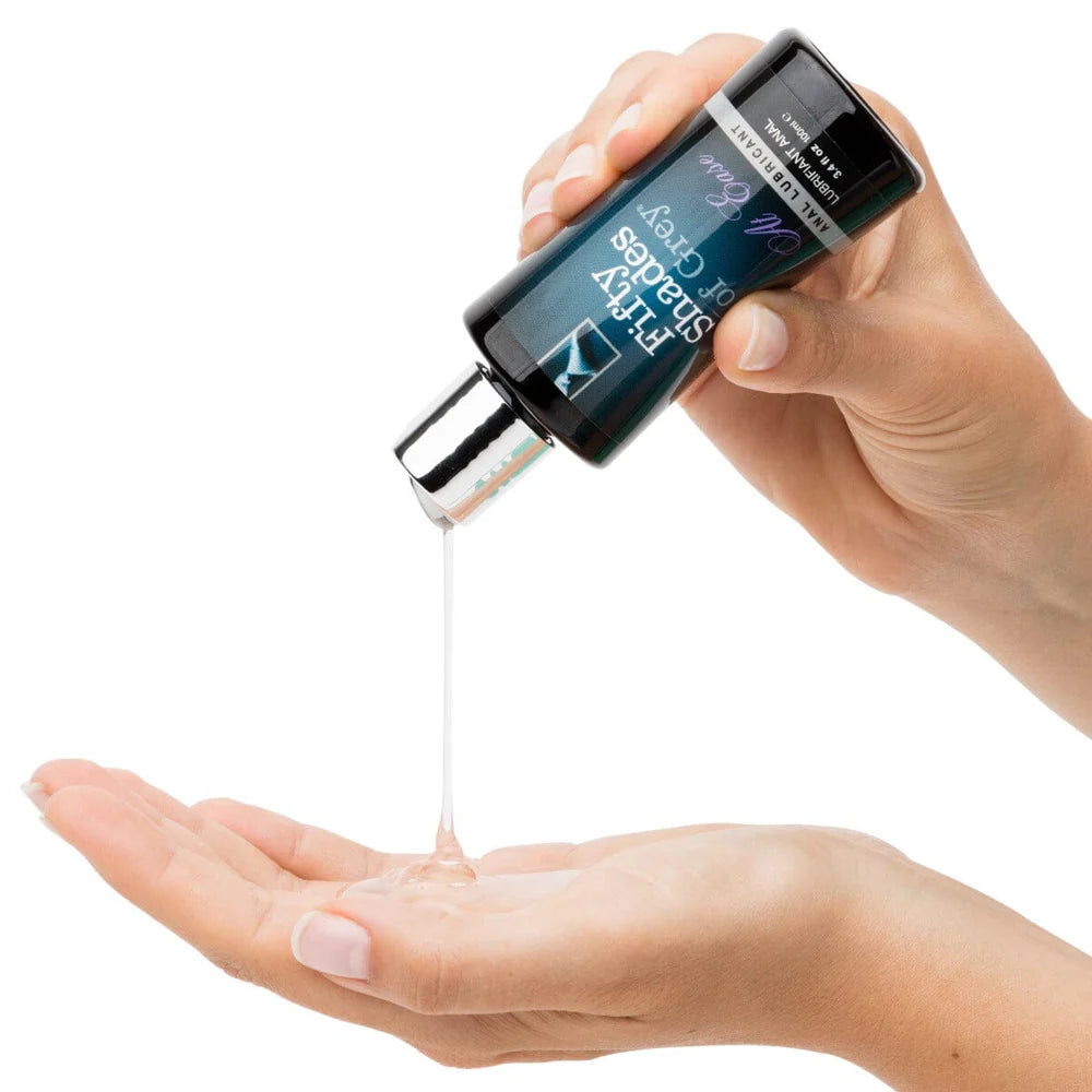 Fifty Shades of Grey: At Ease